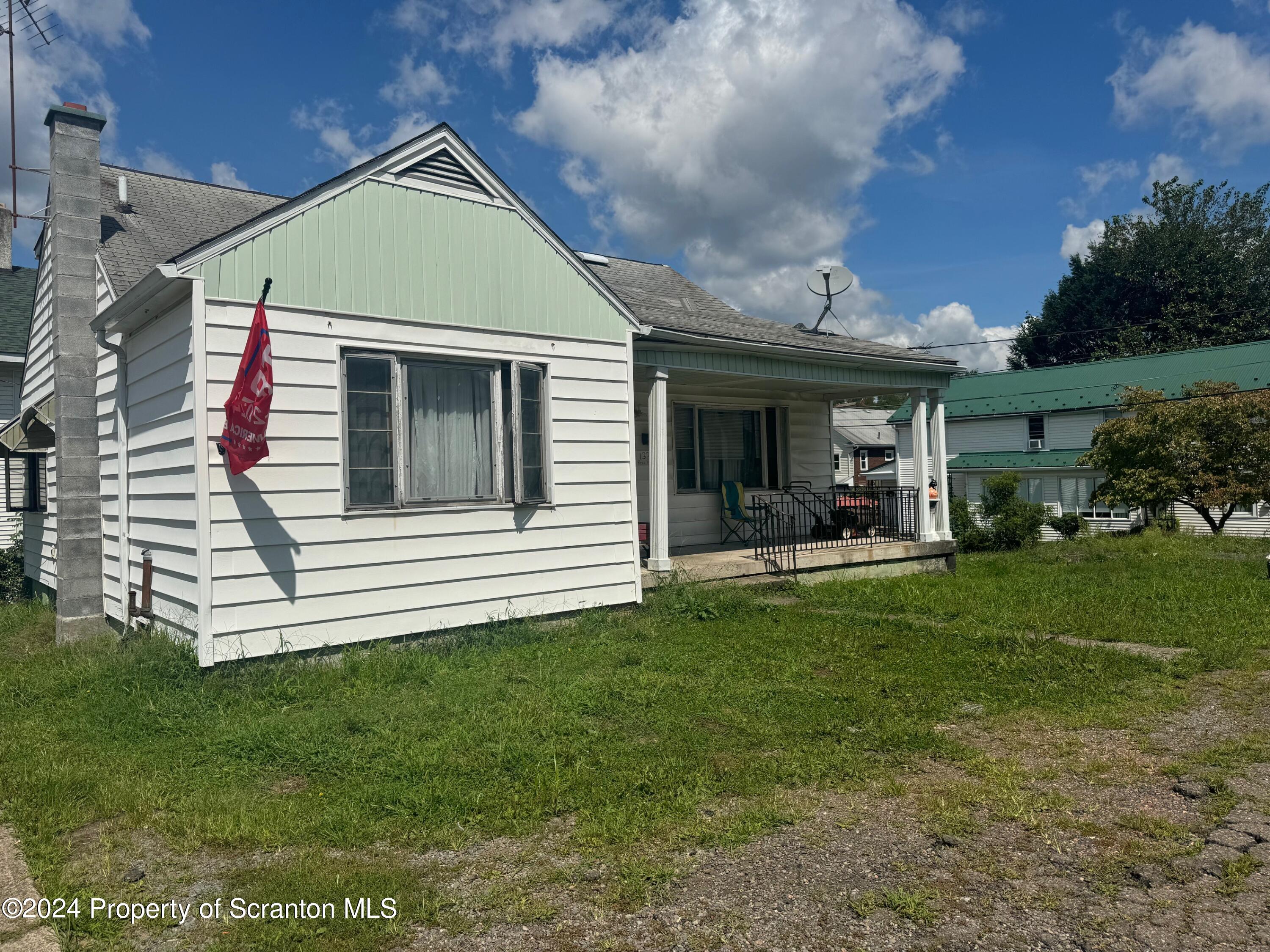 View Wilkes-Barre, PA 18705 house