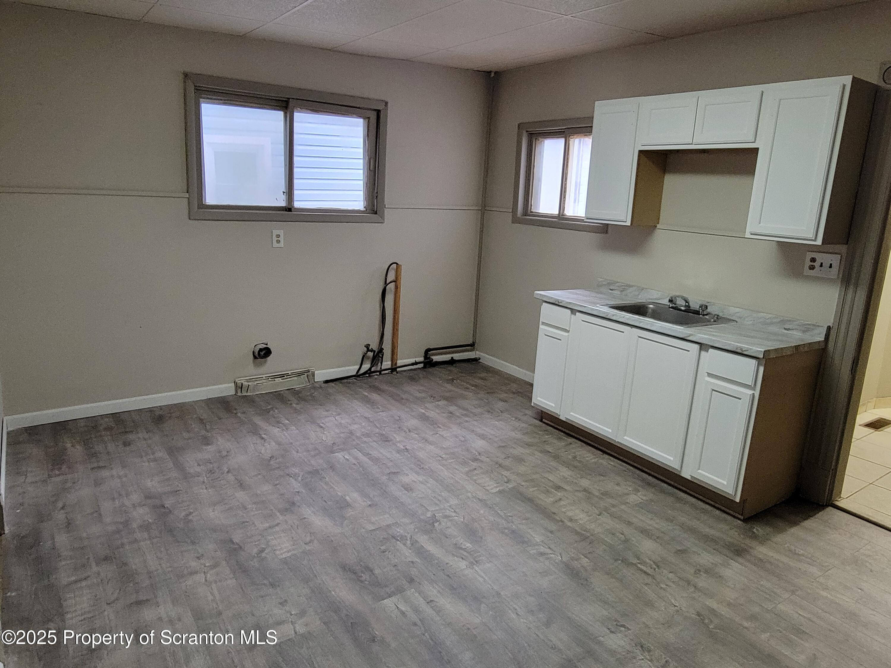 Scranton, Pennsylvania 18504, United States, 1 Bedroom Bedrooms, ,1 BathroomBathrooms,Residential,Active,104125