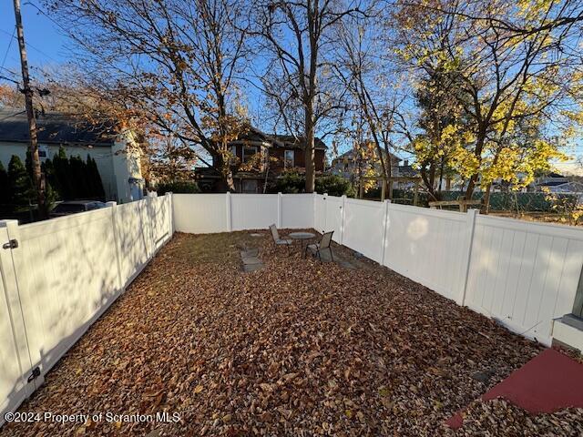 West Pittston, Pennsylvania 18643, United States, 3 Bedrooms Bedrooms, ,2 BathroomsBathrooms,Residential,Active,33007