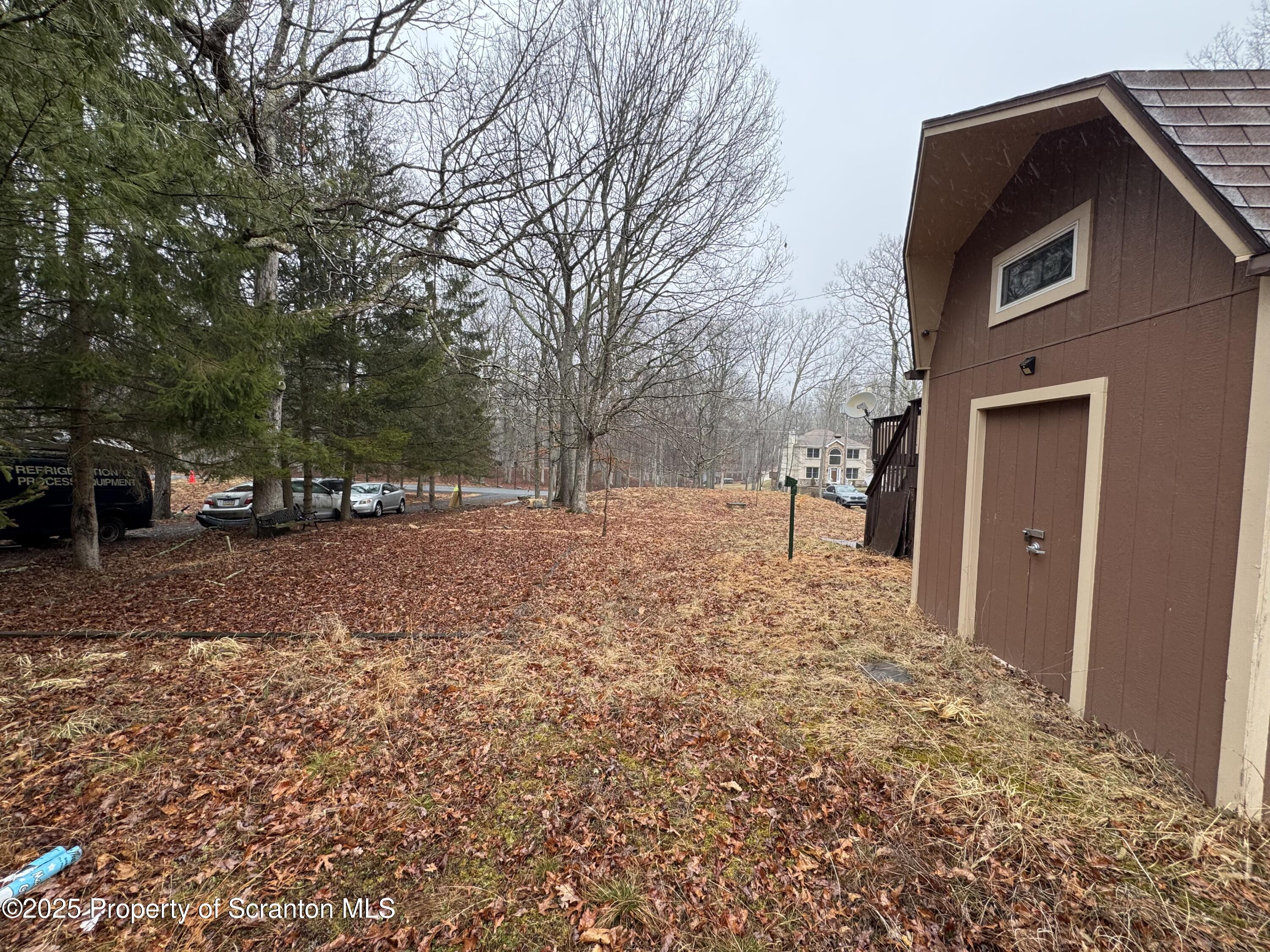 Bushkill, Pennsylvania 18324, United States, 4 Bedrooms Bedrooms, ,2 BathroomsBathrooms,Residential,Active,94864