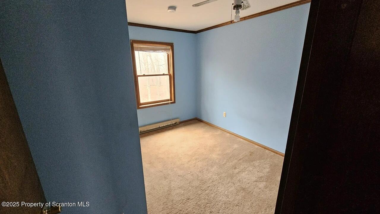 Bushkill, Pennsylvania 18324, United States, 4 Bedrooms Bedrooms, ,2 BathroomsBathrooms,Residential,Active,94864