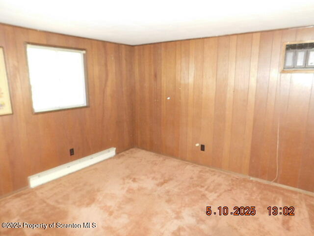 Dingmans Ferry, Pennsylvania 18328, United States, 3 Bedrooms Bedrooms, ,2 BathroomsBathrooms,Residential,Active,131343