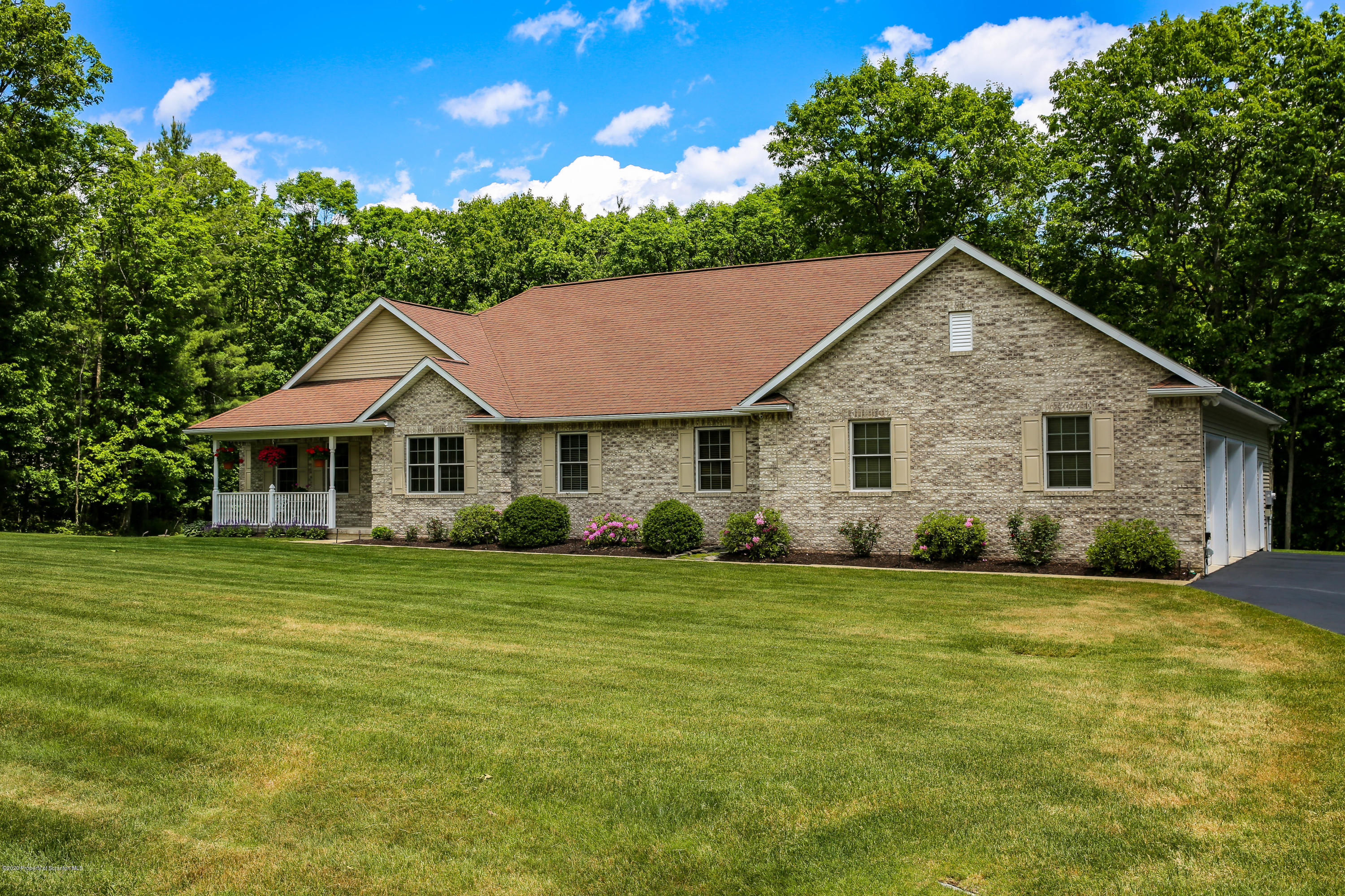Photo 1 of 39 — 1029 Scenic Drive, Clarks Summit, PA 18411