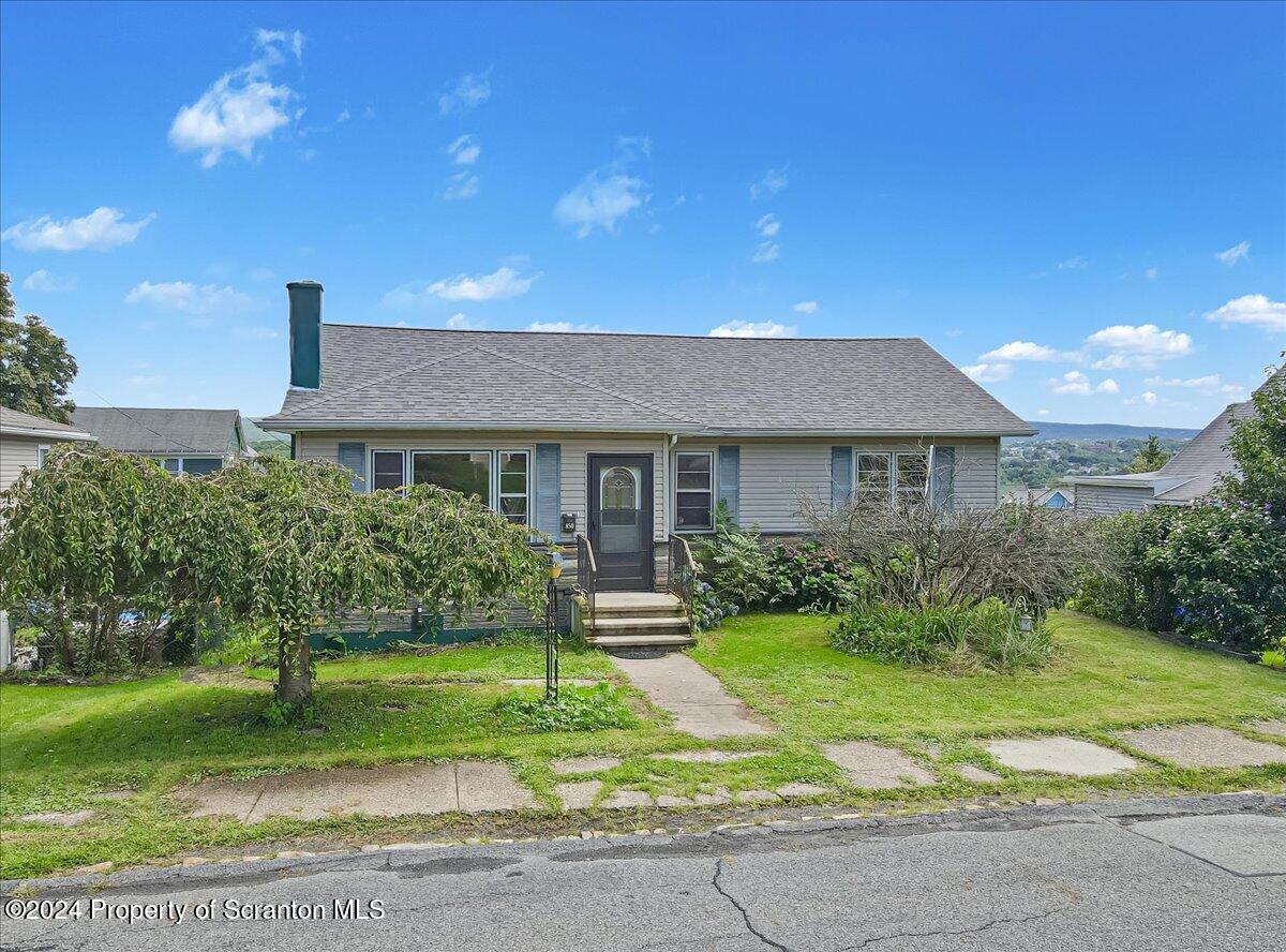 View Dickson City, PA 18519 house