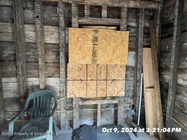 Scranton, Pennsylvania 18509, United States, 3 Bedrooms Bedrooms, ,2 BathroomsBathrooms,Residential,Pending,39246