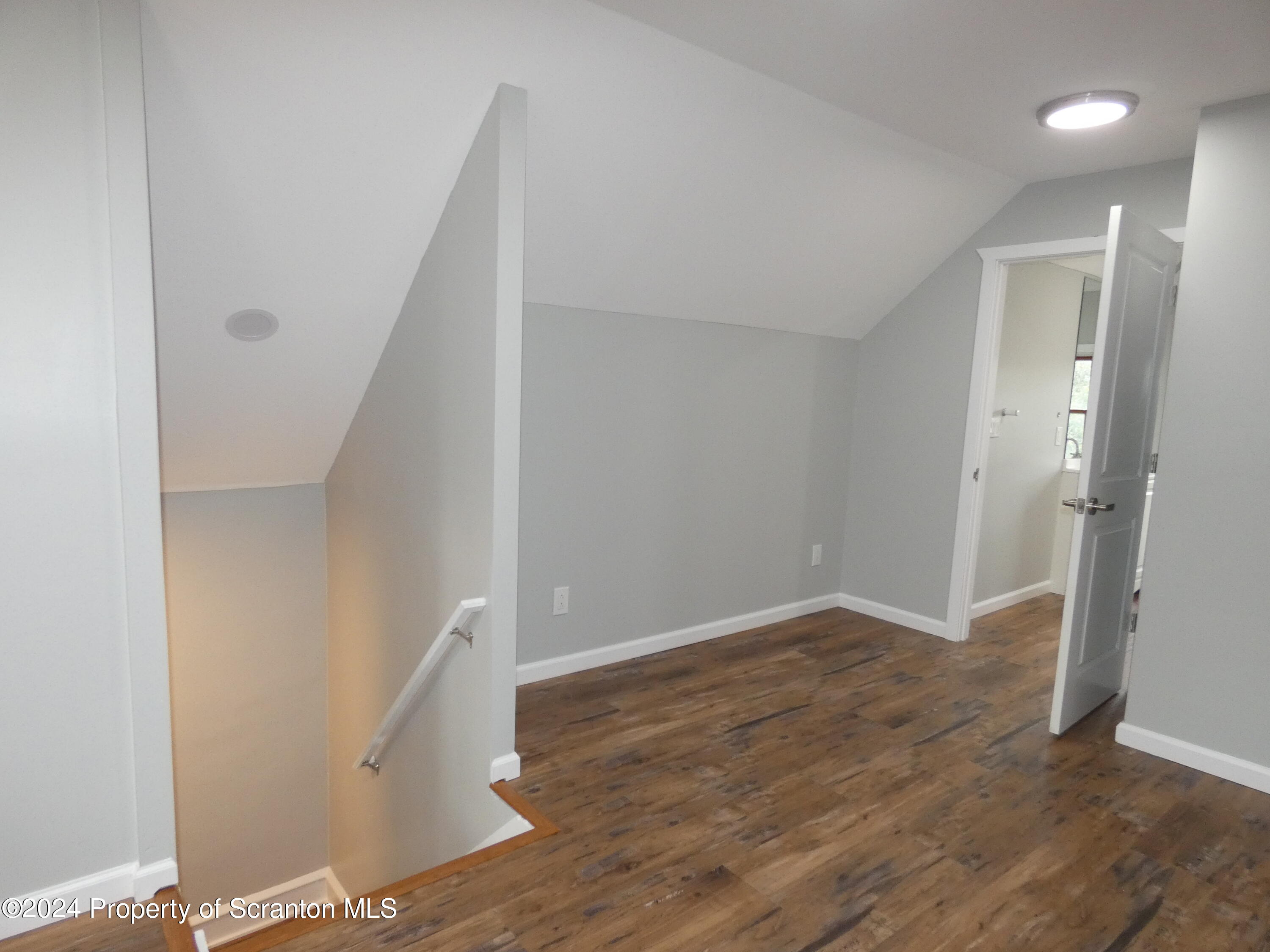 Olyphant, Pennsylvania 18447, United States, 3 Bedrooms Bedrooms, ,2 BathroomsBathrooms,Residential,Active,37881