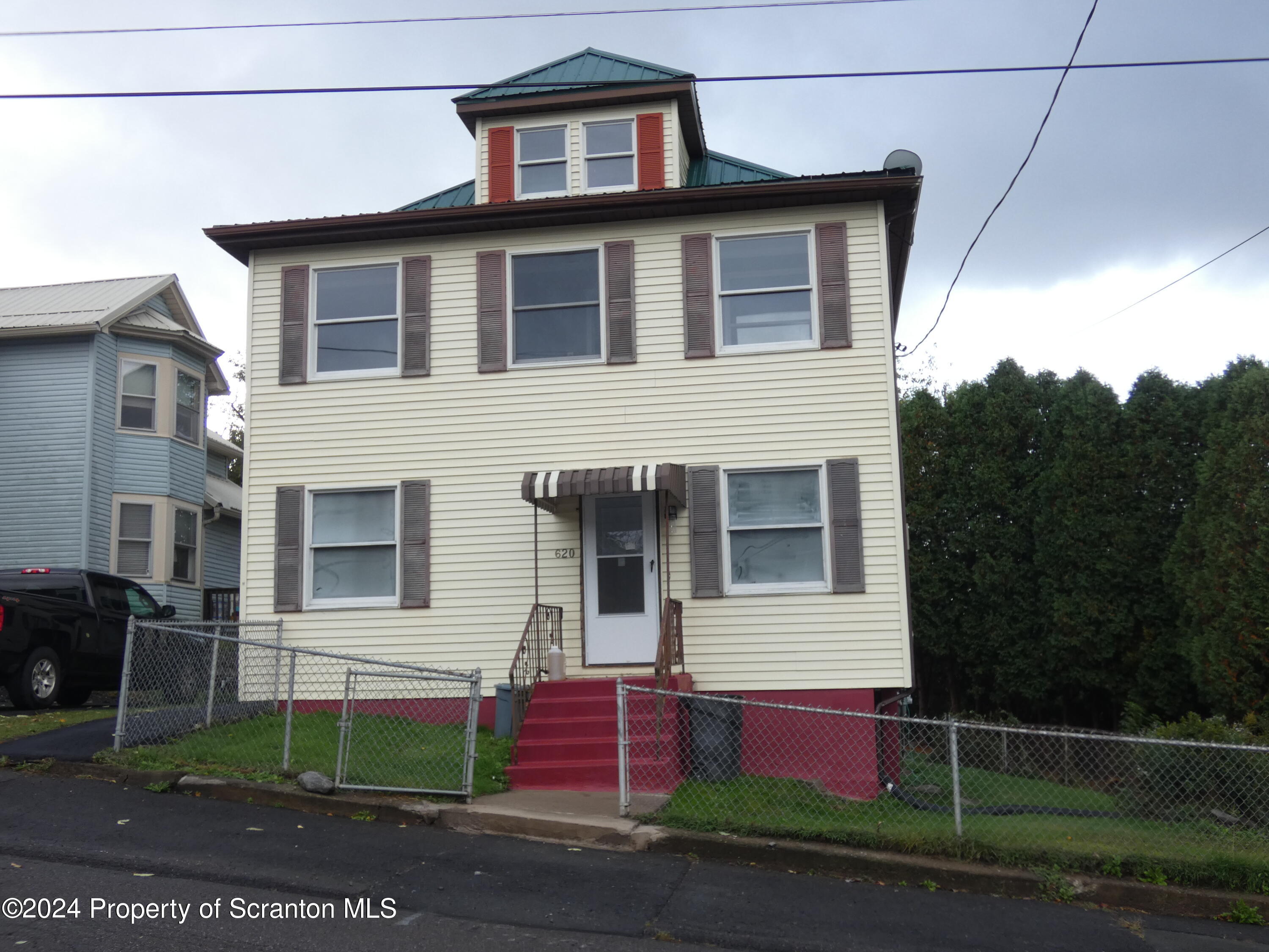 Olyphant, Pennsylvania 18447, United States, 3 Bedrooms Bedrooms, ,2 BathroomsBathrooms,Residential,Active,37881