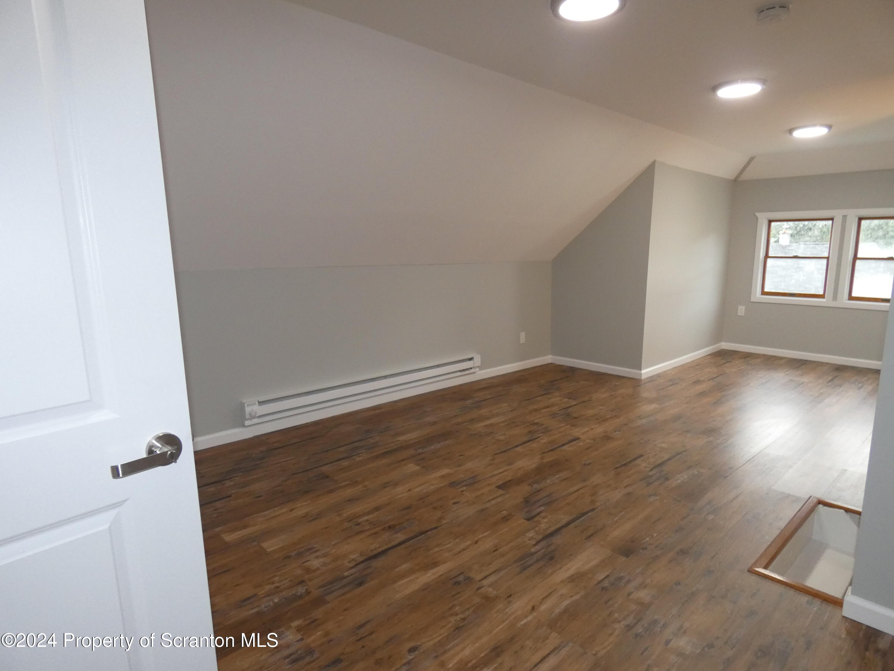 Olyphant, Pennsylvania 18447, United States, 3 Bedrooms Bedrooms, ,2 BathroomsBathrooms,Residential,Active,37881