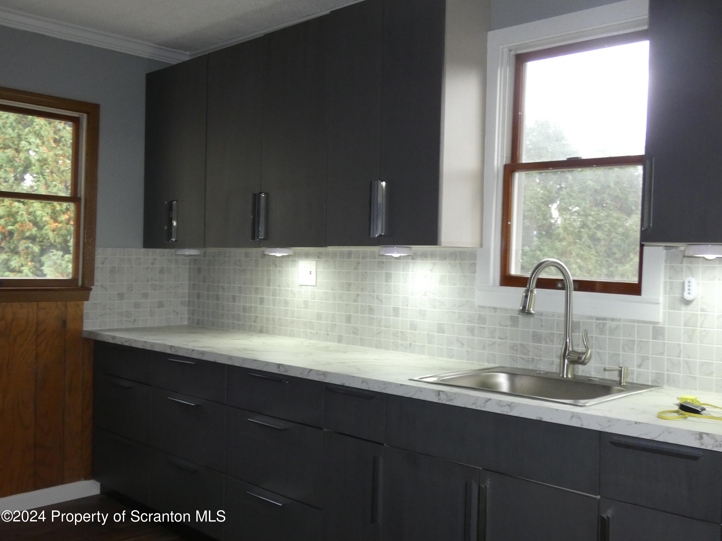 Olyphant, Pennsylvania 18447, United States, 3 Bedrooms Bedrooms, ,2 BathroomsBathrooms,Residential,Active,37881