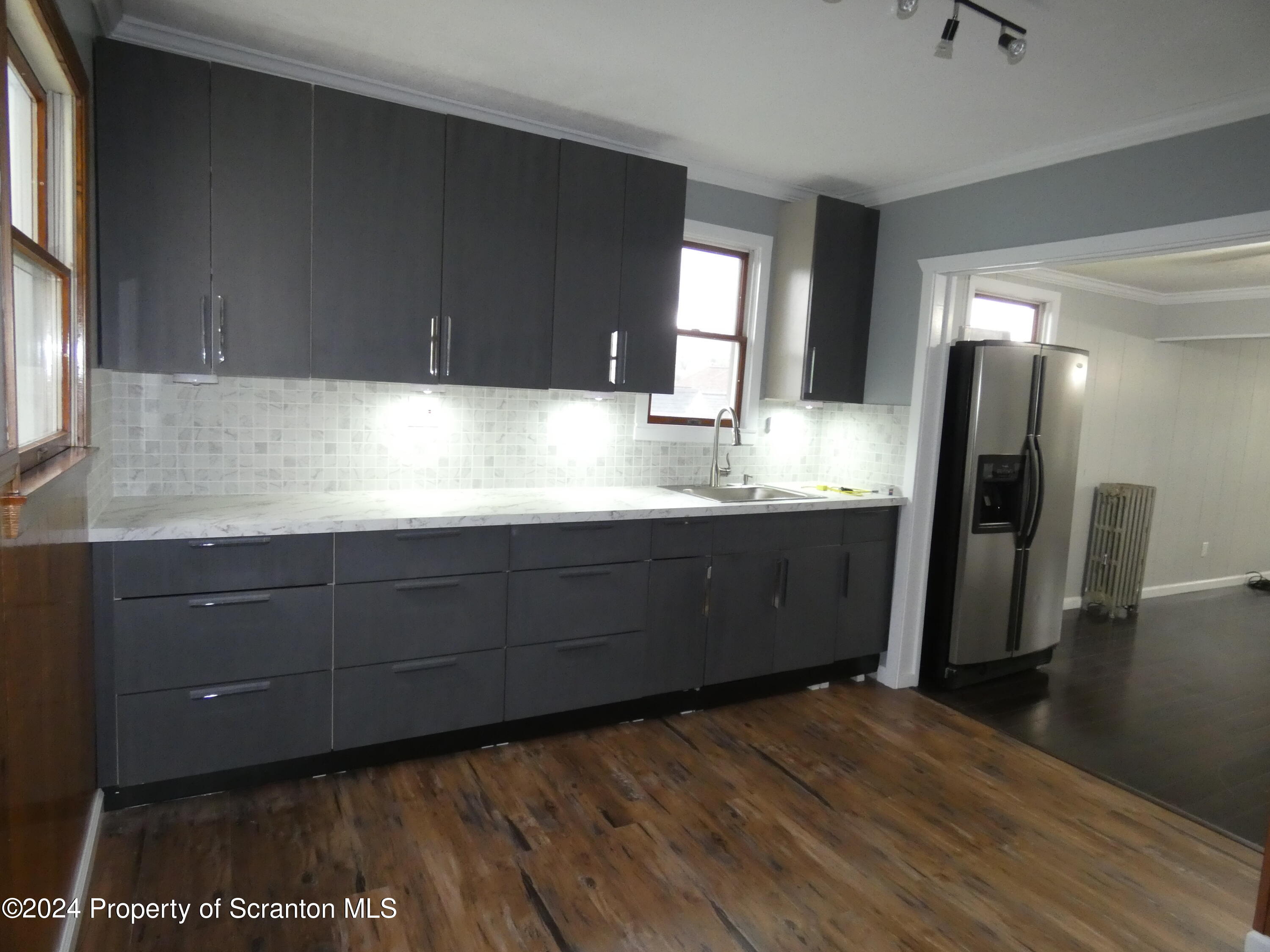 Olyphant, Pennsylvania 18447, United States, 3 Bedrooms Bedrooms, ,2 BathroomsBathrooms,Residential,Active,37881