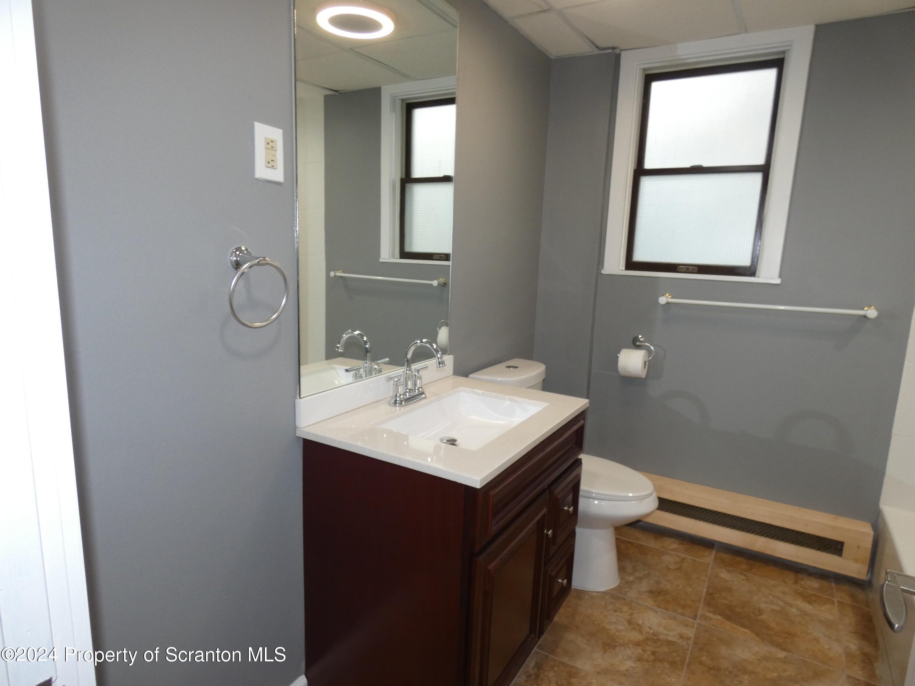 Olyphant, Pennsylvania 18447, United States, 3 Bedrooms Bedrooms, ,2 BathroomsBathrooms,Residential,Active,37881