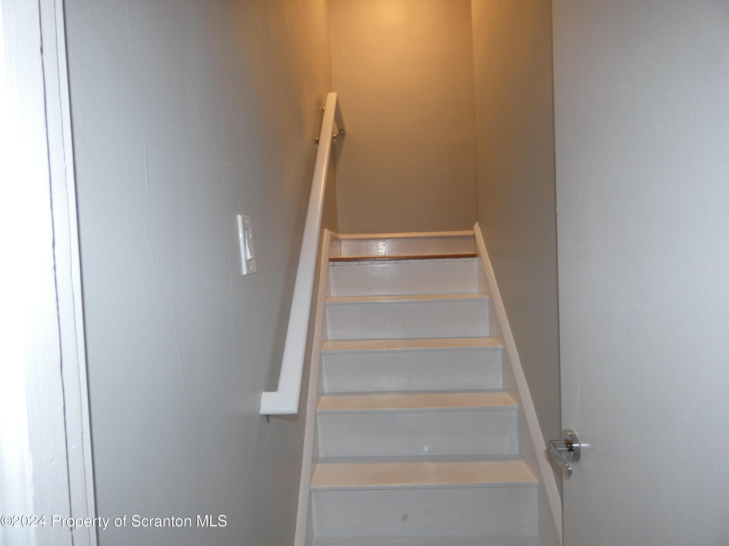 Olyphant, Pennsylvania 18447, United States, 3 Bedrooms Bedrooms, ,2 BathroomsBathrooms,Residential,Active,37881