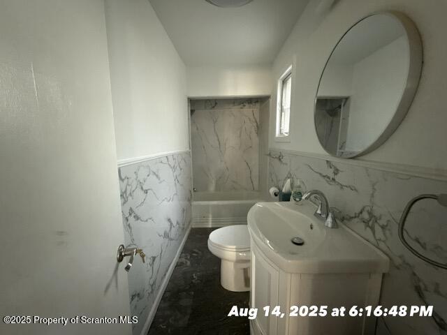 Scranton, Pennsylvania 18509, United States, 5 Bedrooms Bedrooms, ,2 BathroomsBathrooms,Residential,Active,193160