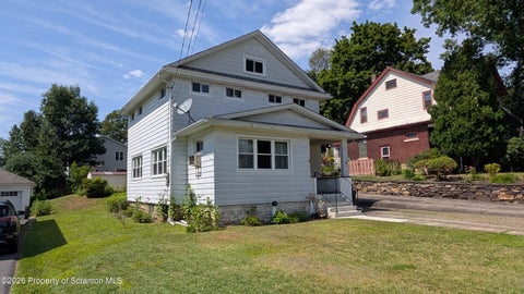 Photo for 212 W Grove Street