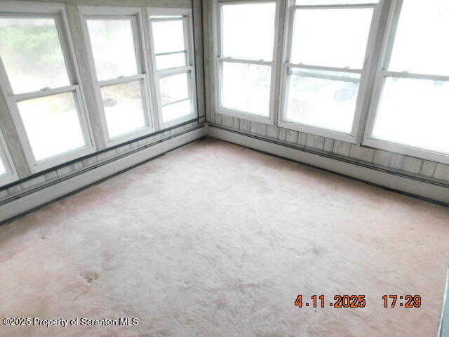 Lattimer Mines, Pennsylvania 18234, United States, 5 Bedrooms Bedrooms, ,2 BathroomsBathrooms,Residential,Active,121157