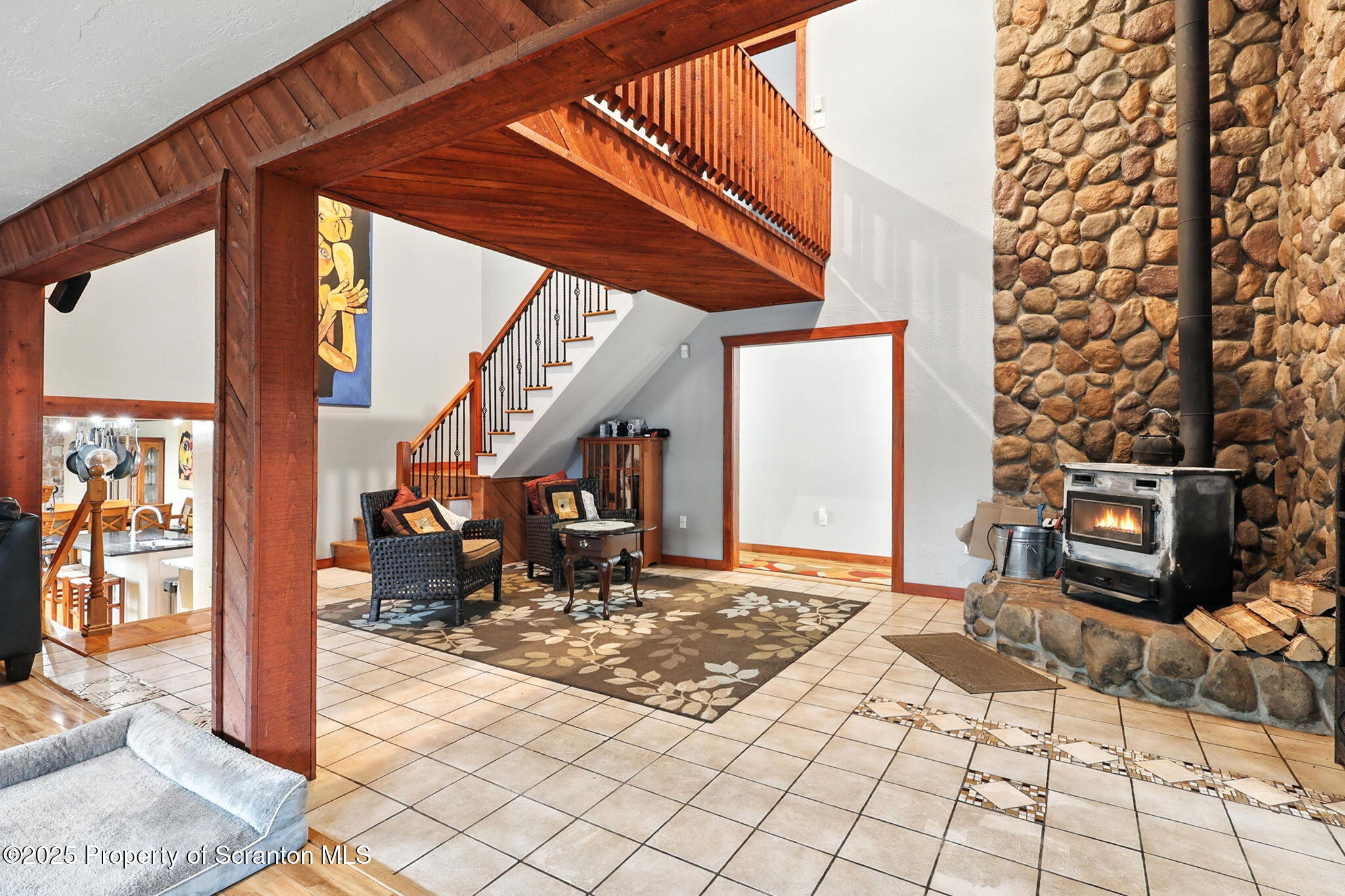 Jefferson Twp, Pennsylvania 18436, United States, 7 Bedrooms Bedrooms, ,4 BathroomsBathrooms,Residential,Active,183988