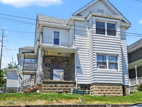 Photo for 1403 N Sumner Avenue 1st Fl