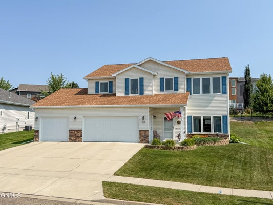 729 WALTER WAY, BISMARCK, ND 58503 - Image 0ed0cb1fbd2ce53f3e3eb6edcbec37a2/3955252560