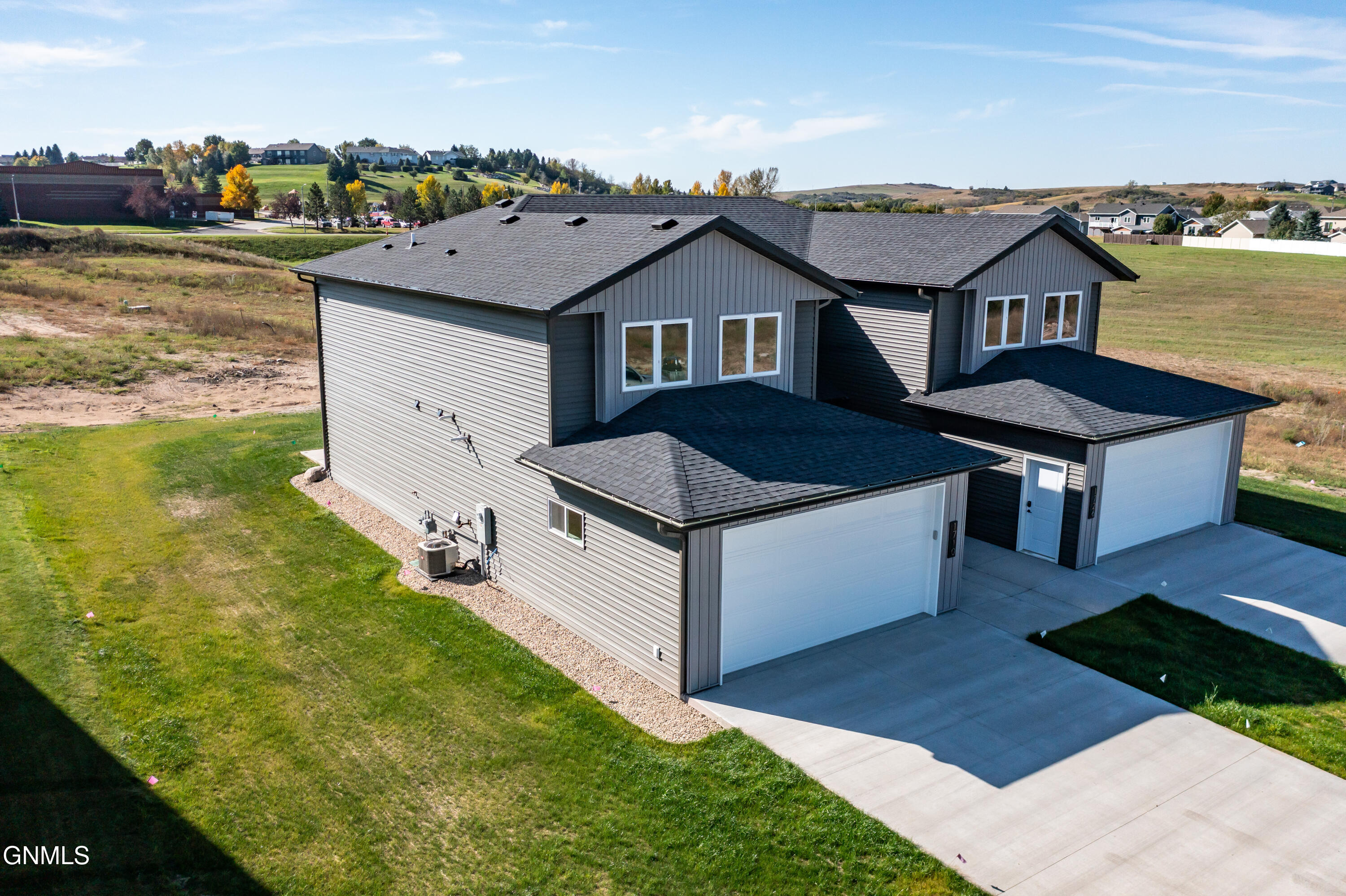 1710 Heart Ridge Lp SE NEW-7