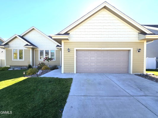 3301 WHEAT RIDGE ST, WILLISTON, ND 58801 - Image 1b4a252eb69aff7bbc7cf4fcfa7c4810/373501920