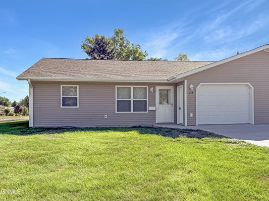 214 9TH AVE S, CARRINGTON, ND 58421 - Image 1db0a39228530e8e345dad37de7cb35e/4200908329