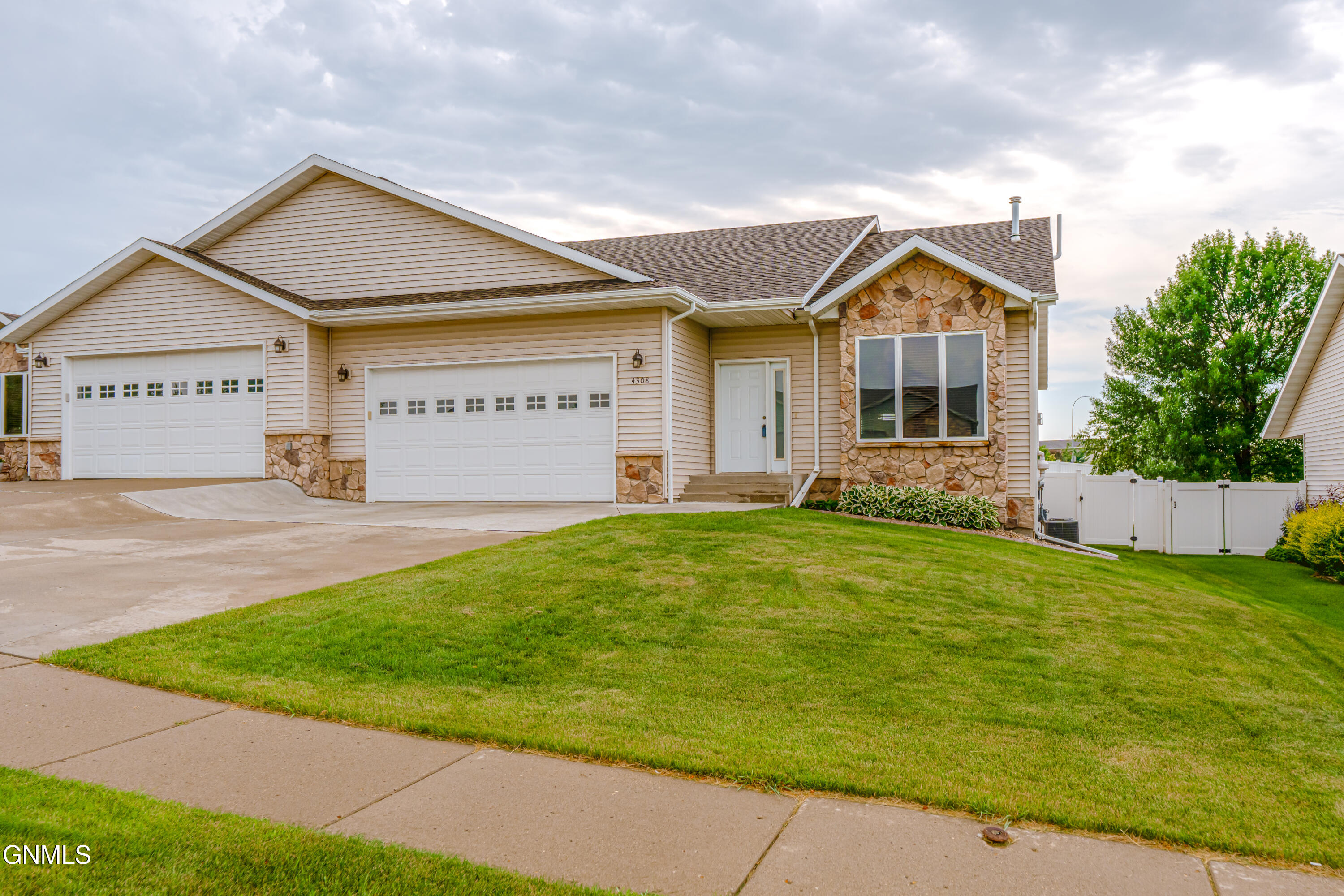 Photo 1 of 88 — 4308 Boulder Ridge Road, Bismarck, ND 58503