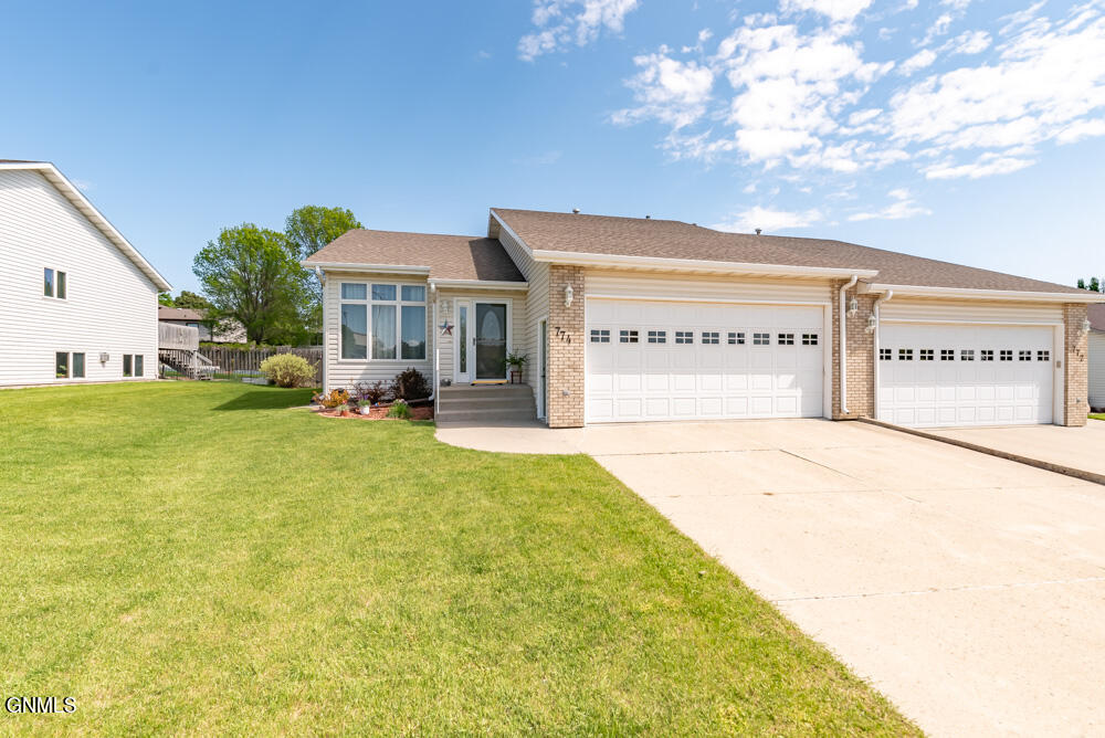 Photo 1 of 36 — 774 Interstate Avenue, Bismarck, ND 58503