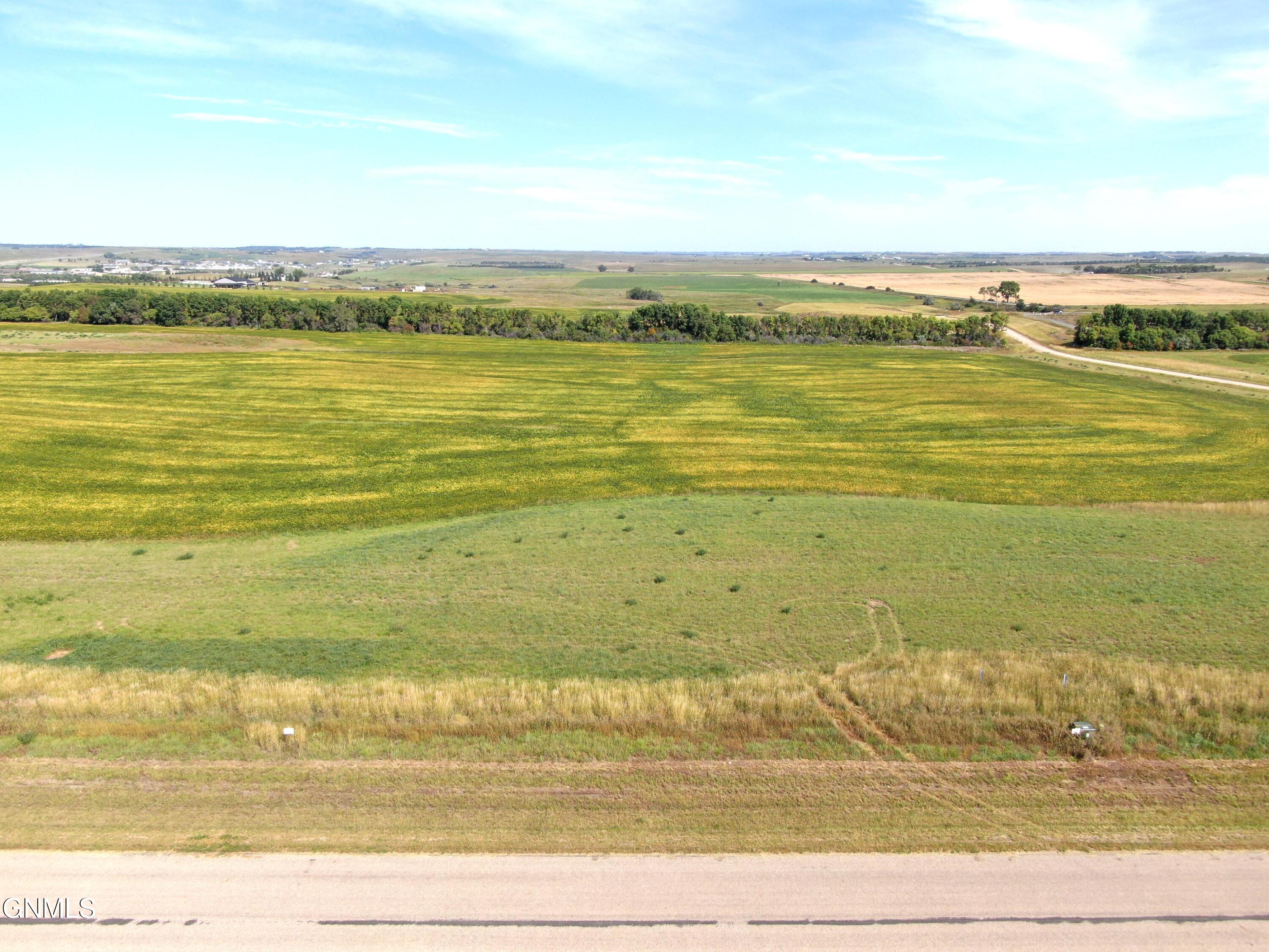 Photo 1 of 8 — 18004 Acadia Drive, Bismarck, ND 58503