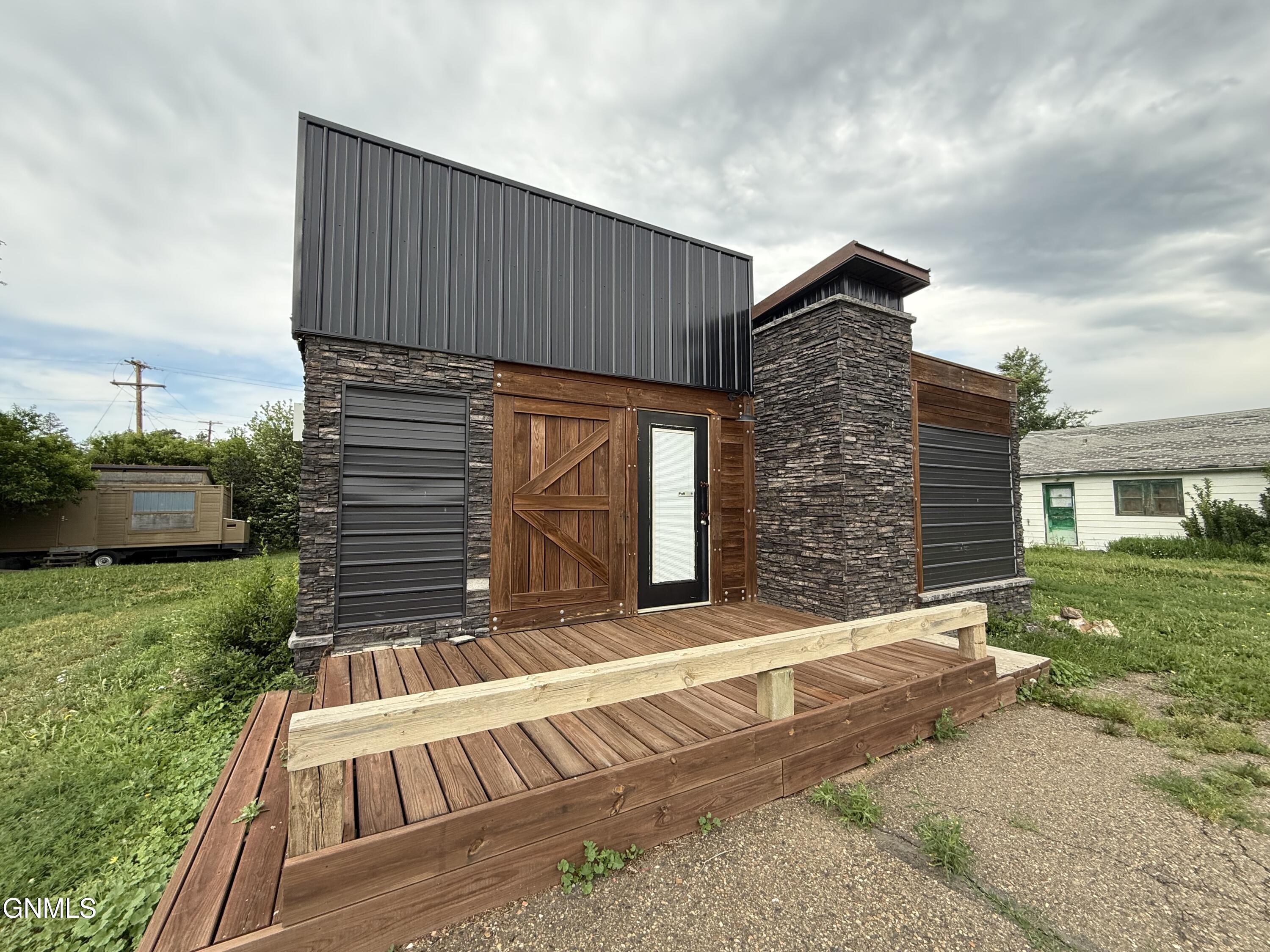 Photo 1 of 7 — 820 Elk Street, Alexander, ND 58831
