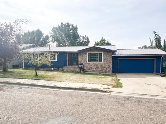 709 PARK AVE E, WATFORD CITY, ND 58854 - Image 532d05f5c61d9aed5fe2004e20ec4bb3/3608405035