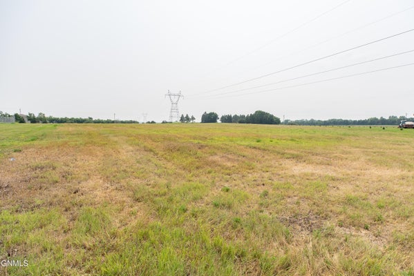 11713 APPLE VIEW LN, MENOKEN, ND 58558 - Image 72d110b4eed3639ba1a9c8d7a92ca279/177404865
