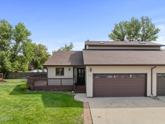 1604 BISON DR, WILLISTON, ND 58801 - Image 74e7dab7249db955b0ed06ed33efbaab/2127677490