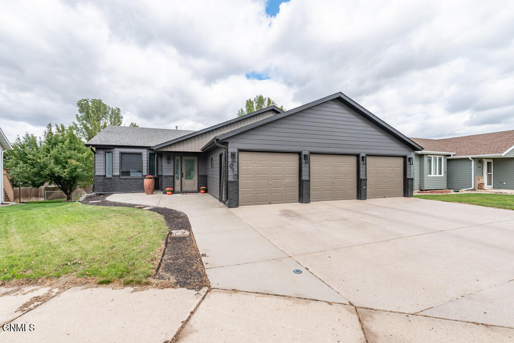 910 20th St SE-2