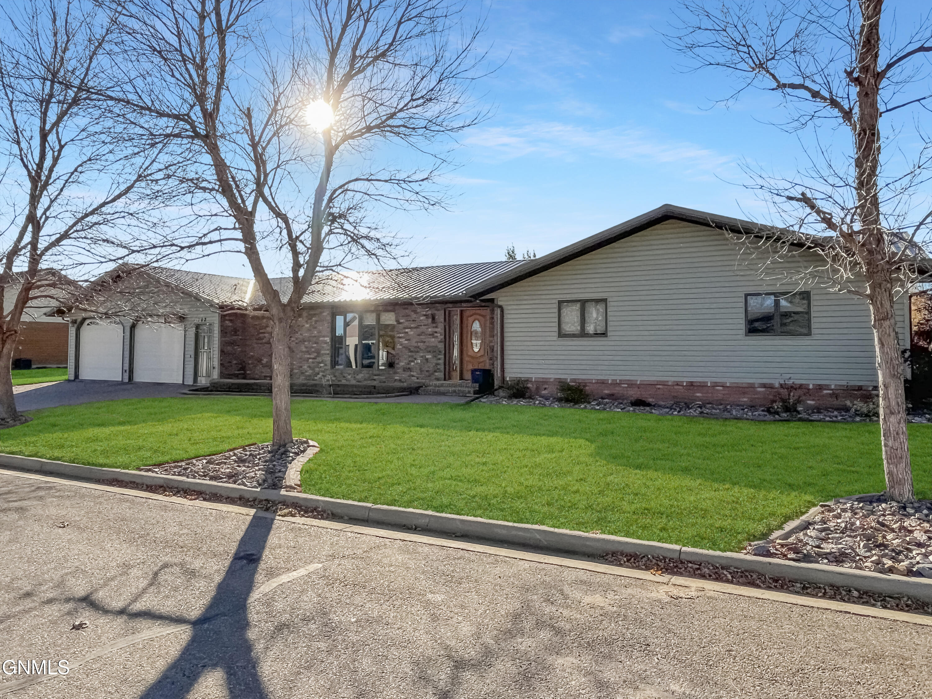Photo 1 of 31 — 102 9th Avenue SE, Crosby, ND 58730