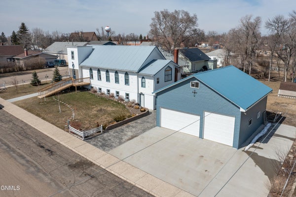 303 1ST AVE NE, GARRISON, ND 58540 - Image 9fbacb3fffa4b827d20db0a9a0e098f7/1901917363