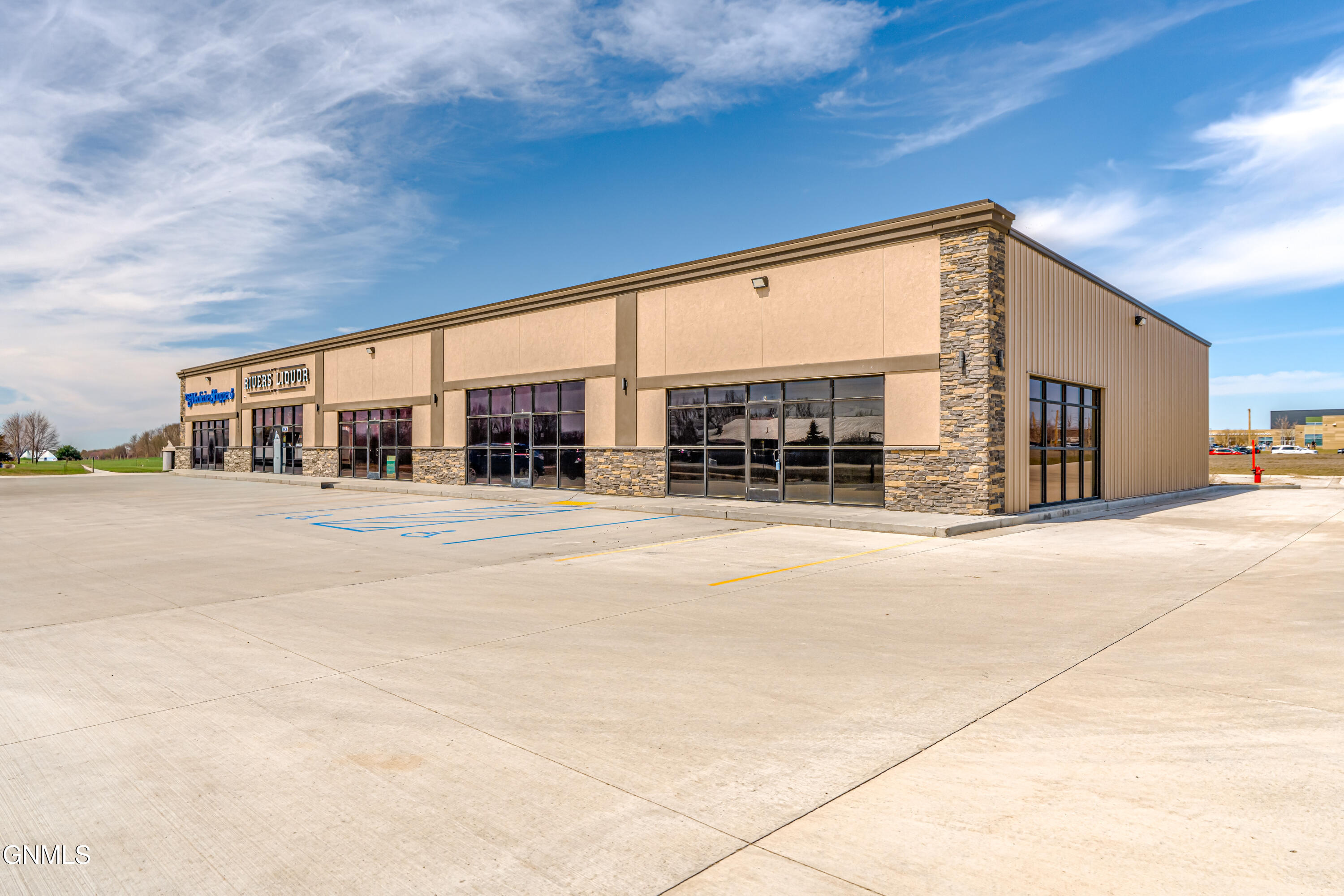 105McDougallDr_0026