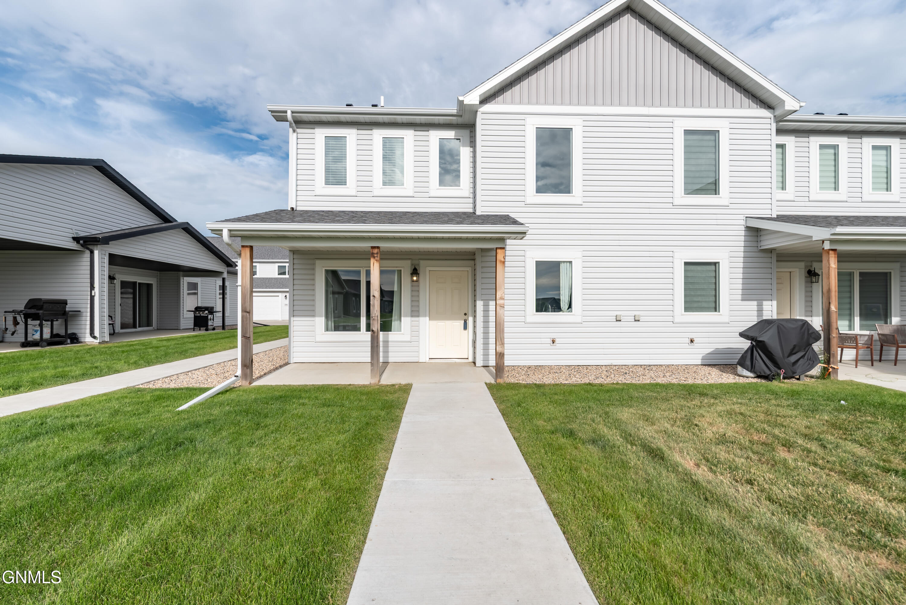 Photo 1 of 23 — 3313 Kenner Loop, Bismarck, ND 58504