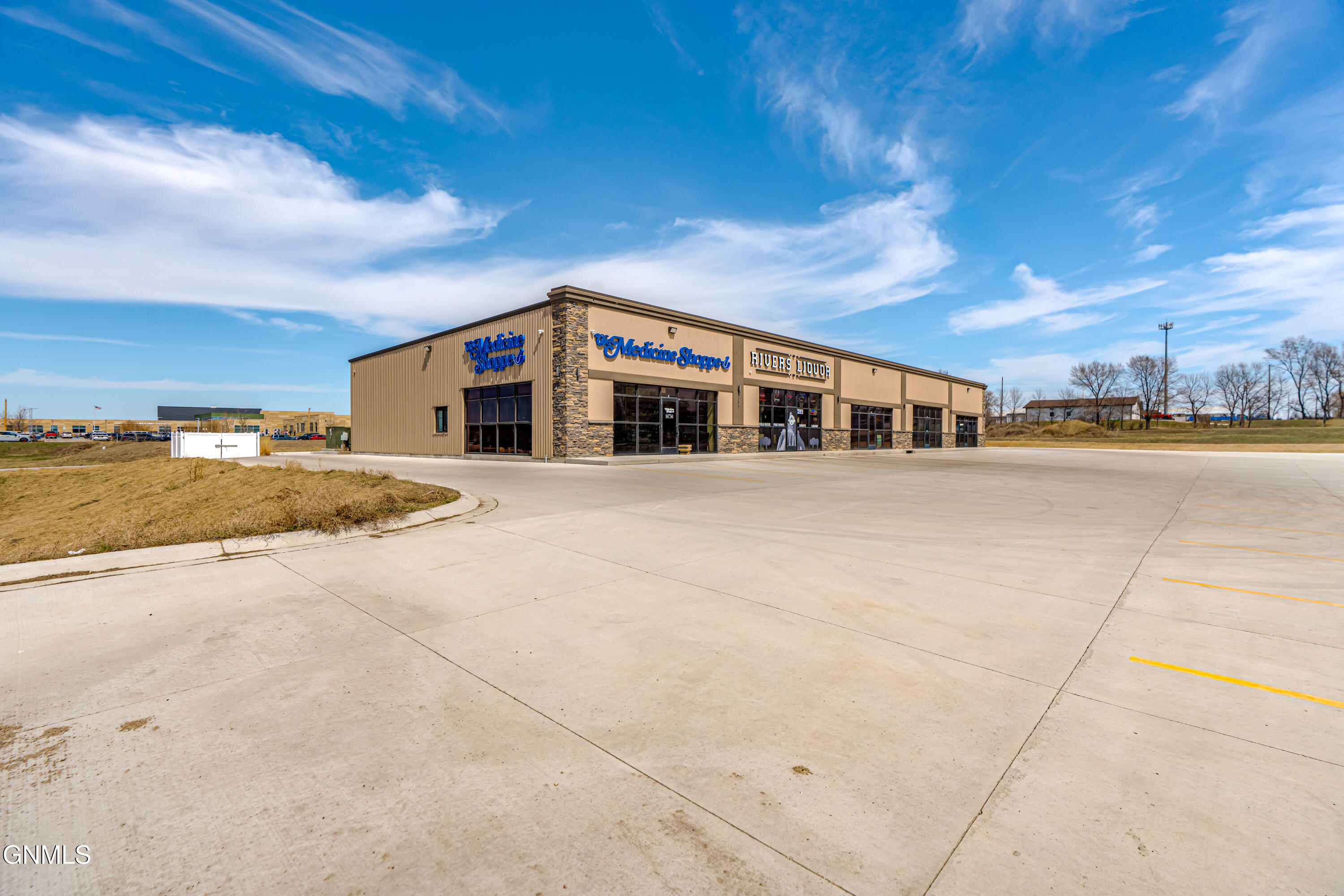 105McDougallDr_0036