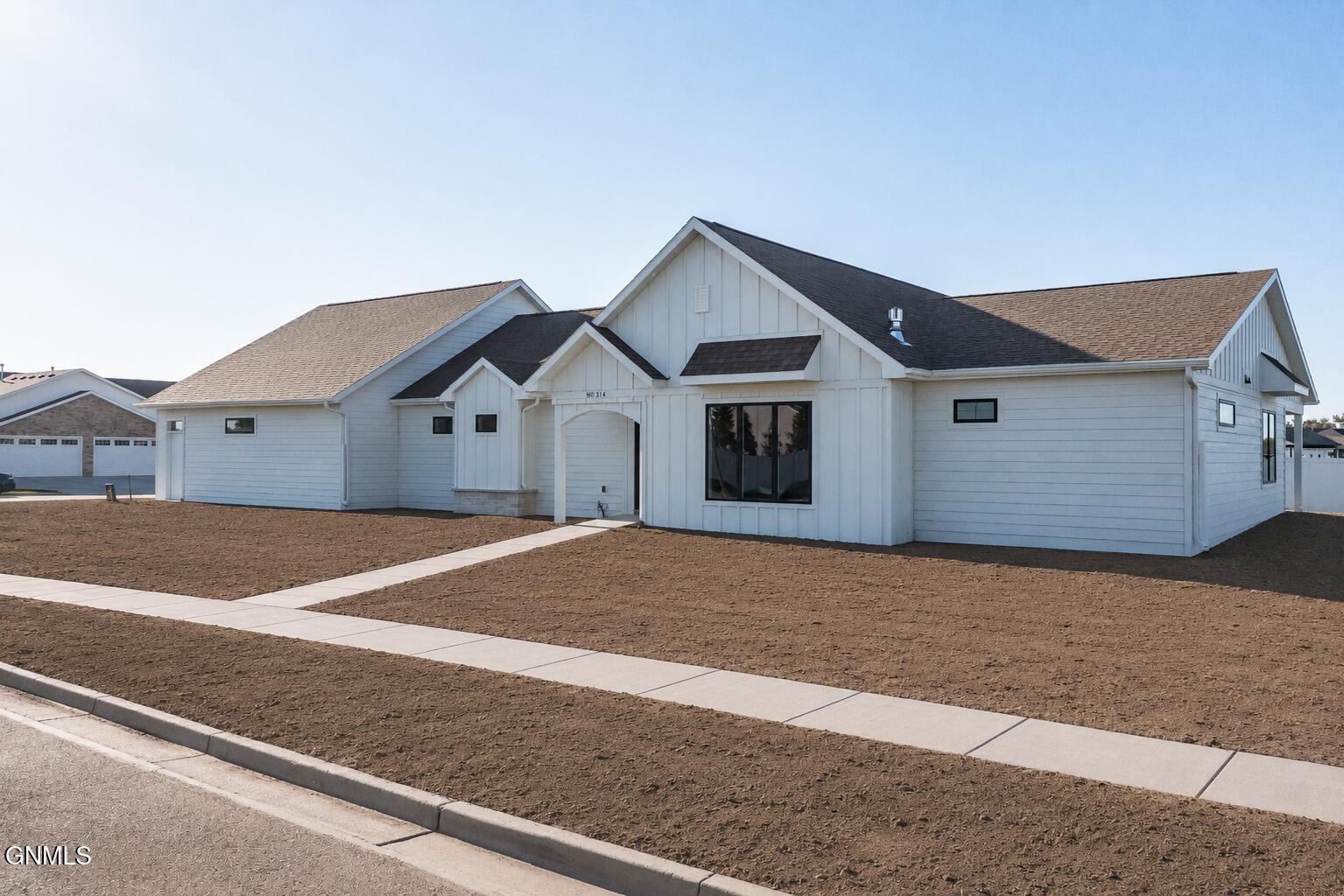 Photo 1 of 31 — 314 Lennox Drive, Bismarck, ND 58504