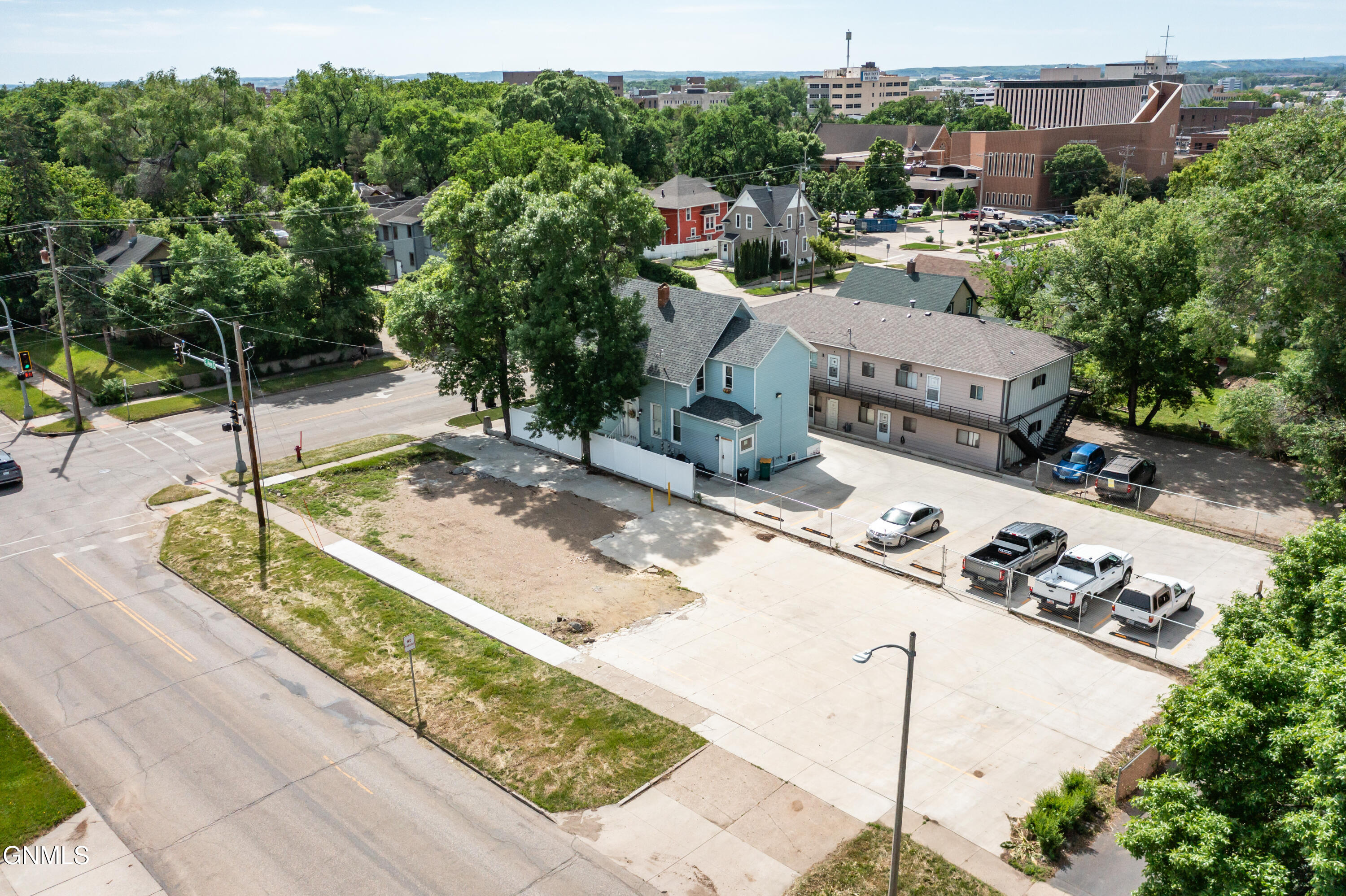 622 N 3rd St-2