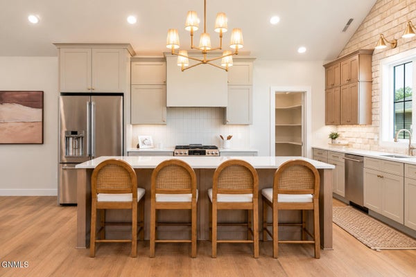 ADDRESS PRIVATE, BISMARCK, ND  - Image c3e89c6a268d34ca53b40b477db40e8d/1925207082