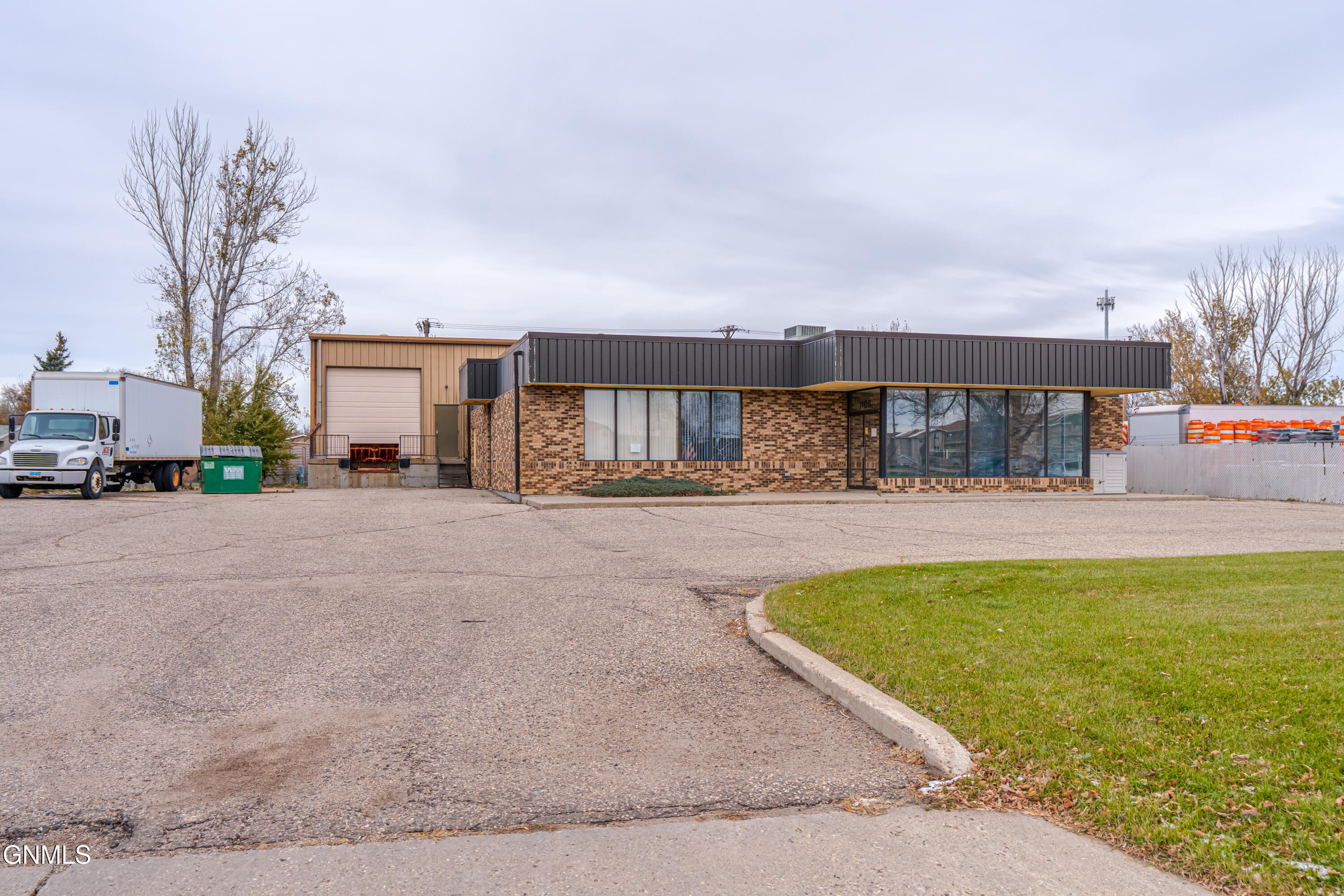 1100BasinAve_0006