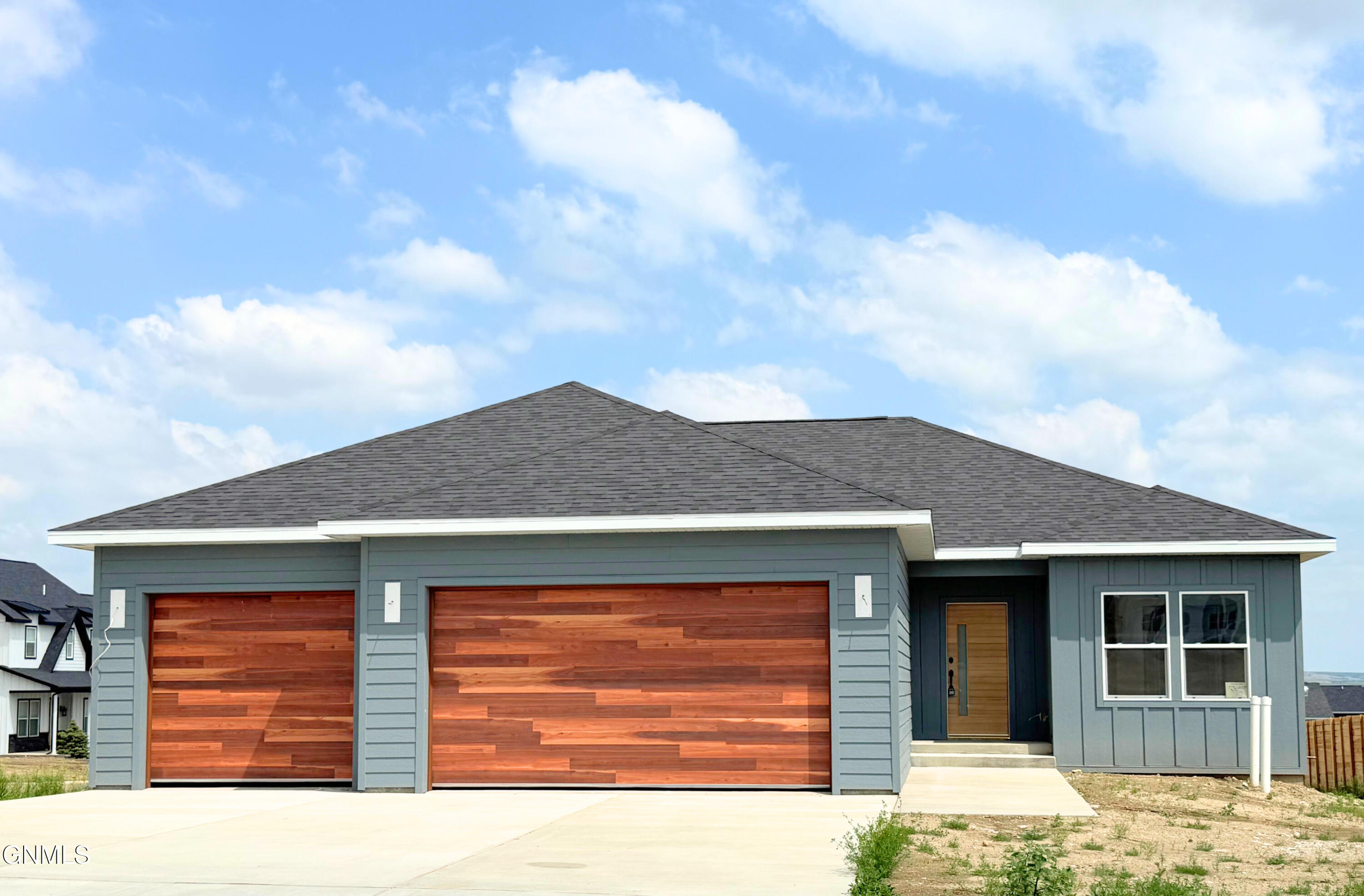 Photo 1 of 29 — 3016 28th Court W, Williston, ND 58801