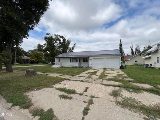 51 2ND ST N, ELLENDALE, ND 58436 - Image f06f197f47fb05caef4c4c978cd4aeb6/1363095127
