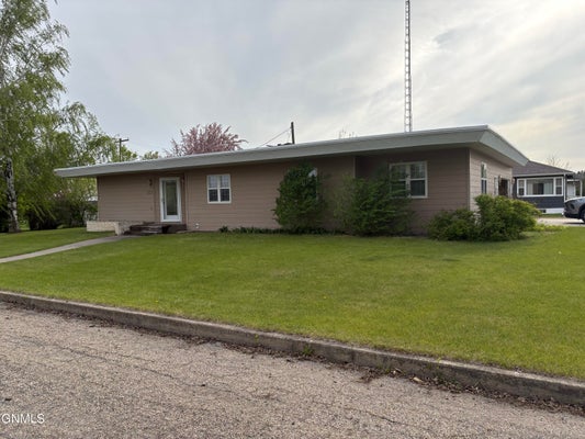 121 4TH AVE, EDGELEY, ND 58433 - Image f49e6f4a4e0a22a5671497a2bf2322ea/2789735512