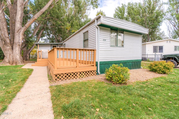 304 BUCKINGHAM PL, BISMARCK, ND 58504 - Image fe0d6caafbc4a84df4e48a8385c6628d/1125187801