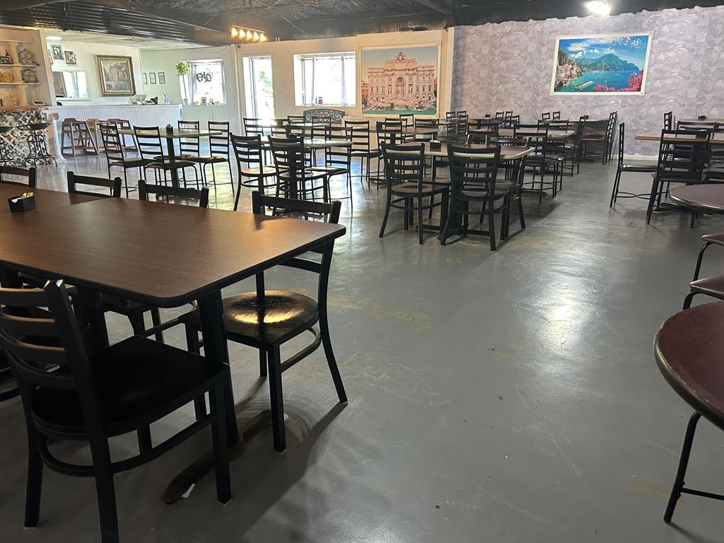 210 Tommy Dodson Highway