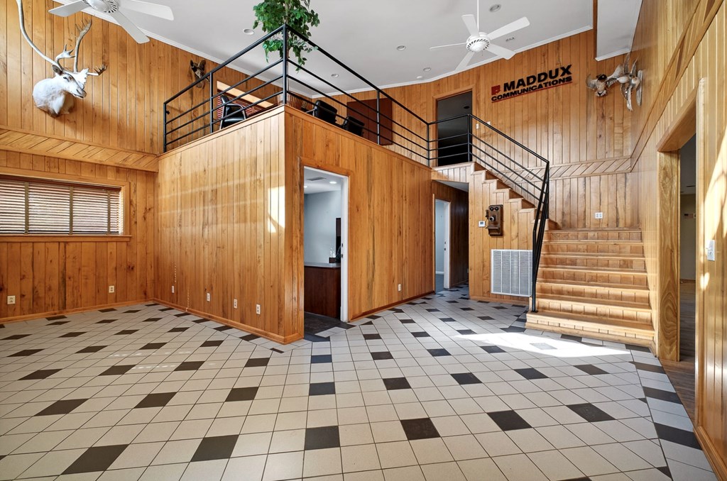 350 5th Avenue South