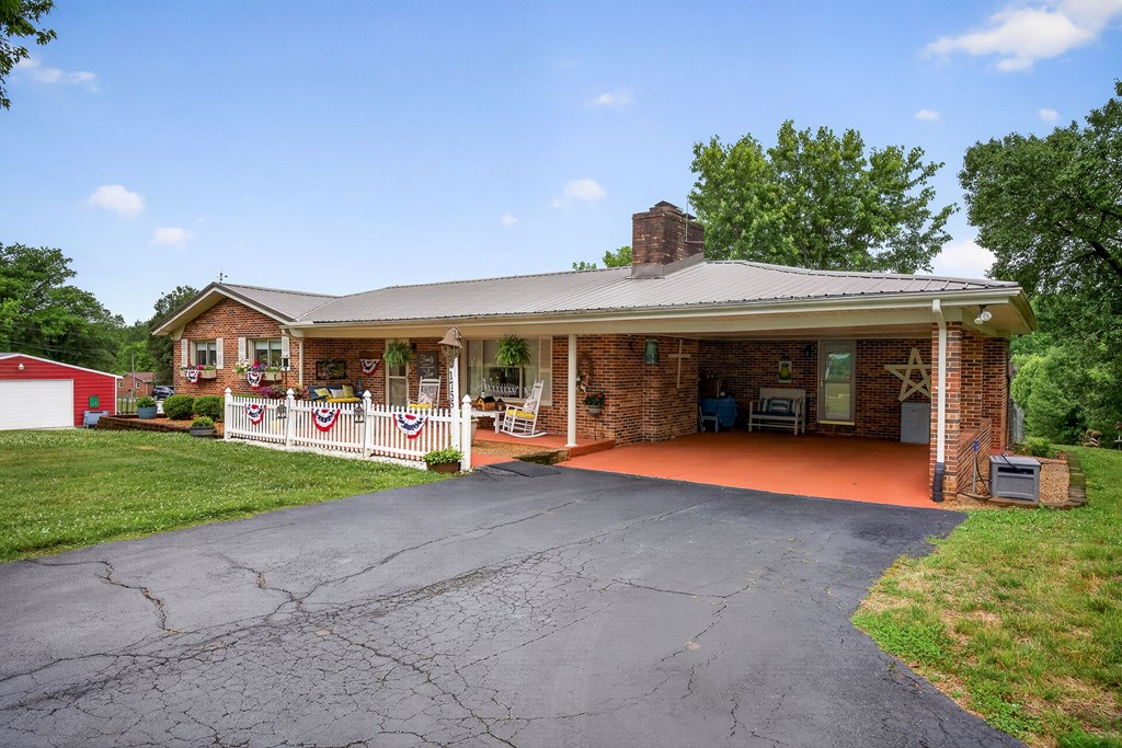 1755 Burgess Falls Rd.