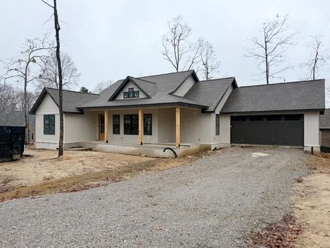 124 Markham Lane Crossville TN 38558